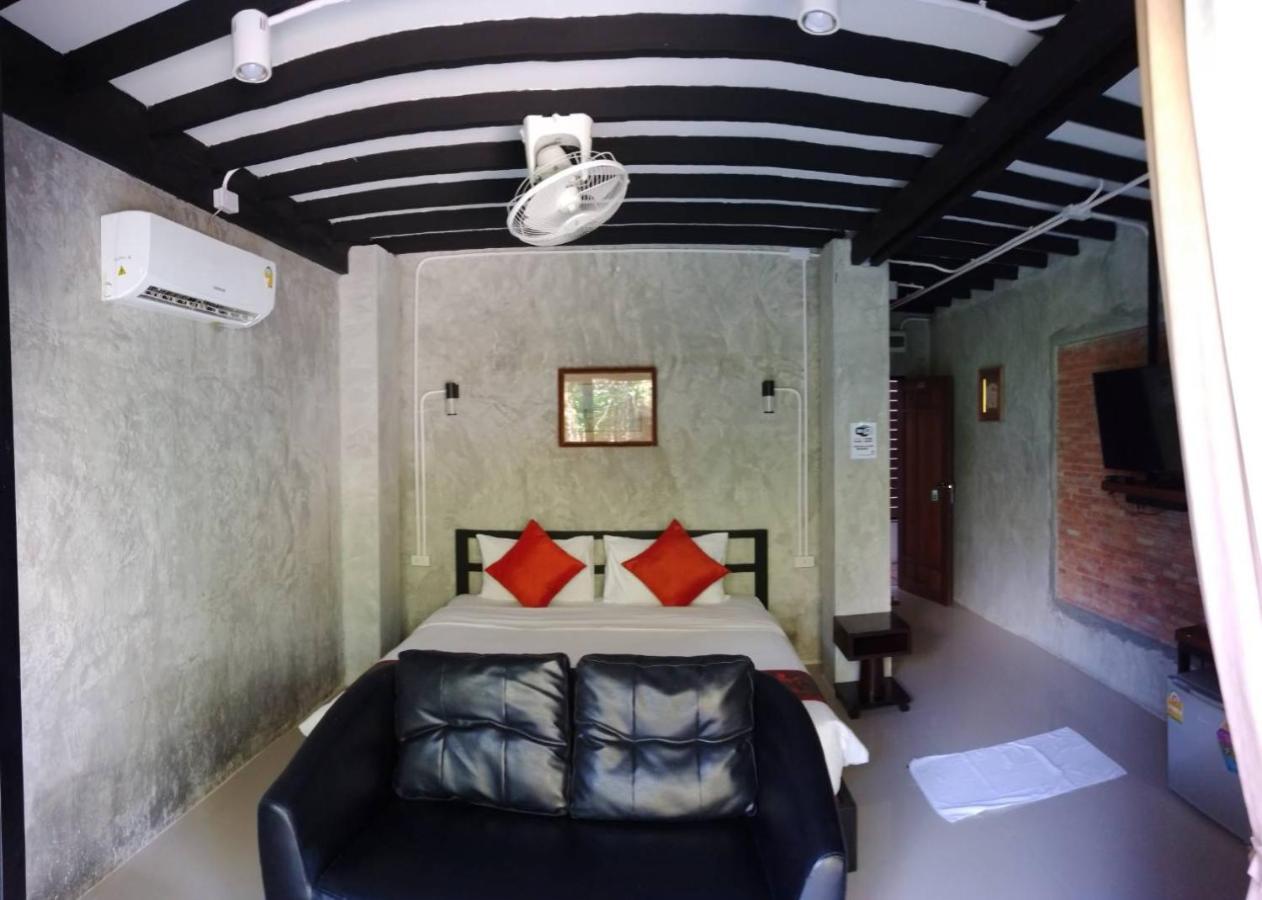 White Jail At Koh Tao Hostel Εξωτερικό φωτογραφία