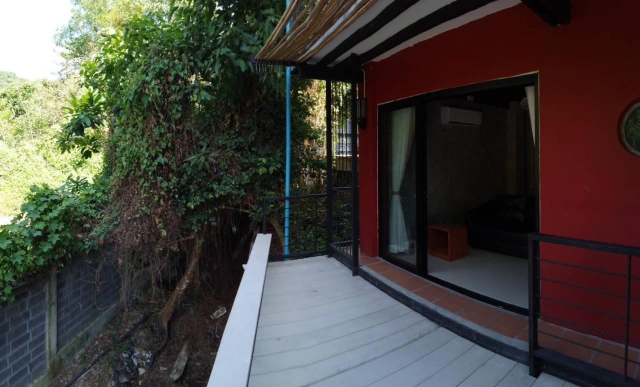 White Jail At Koh Tao Hostel Εξωτερικό φωτογραφία
