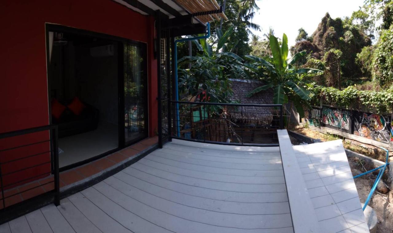 White Jail At Koh Tao Hostel Εξωτερικό φωτογραφία