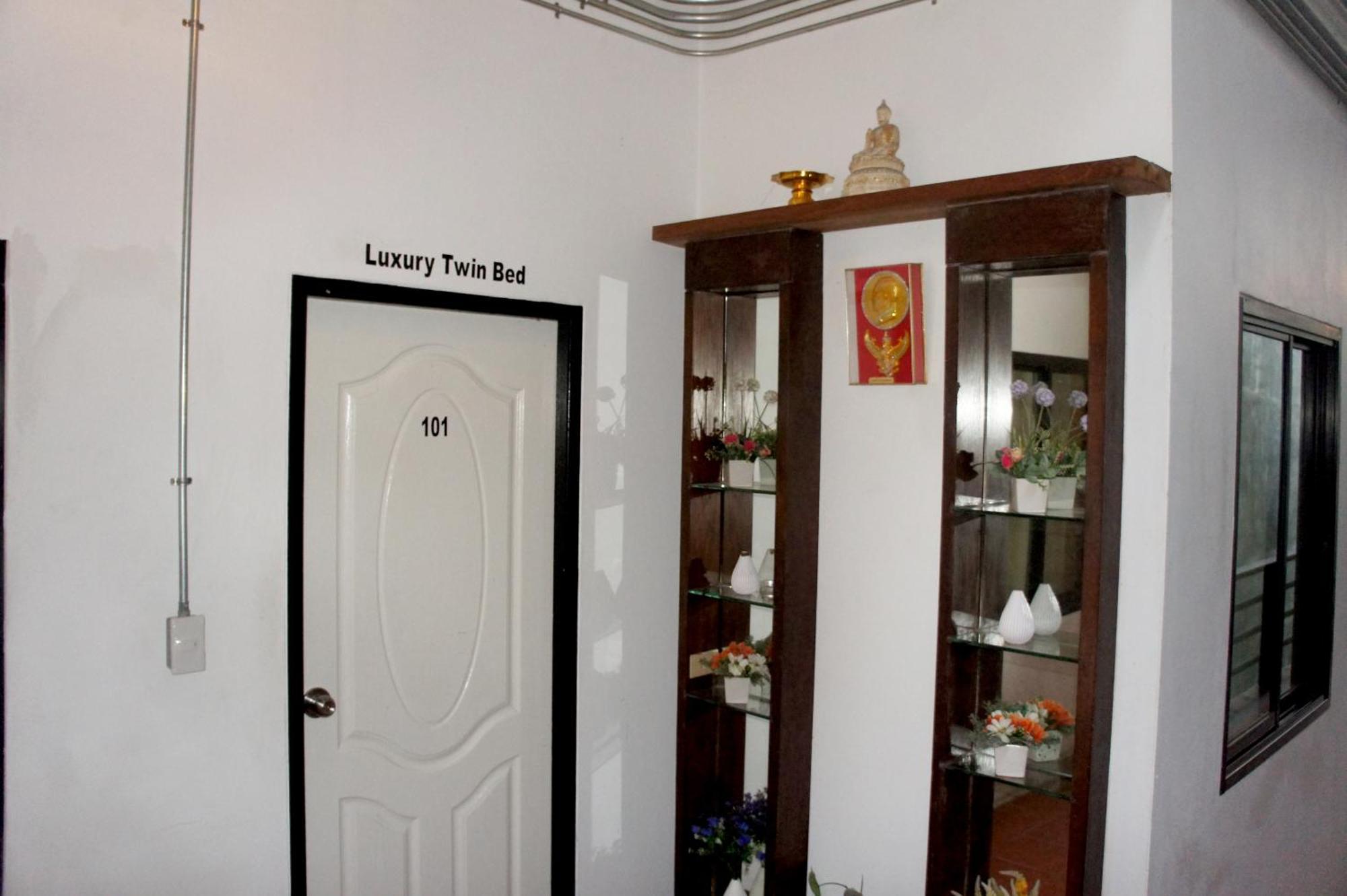 White Jail At Koh Tao Hostel Εξωτερικό φωτογραφία