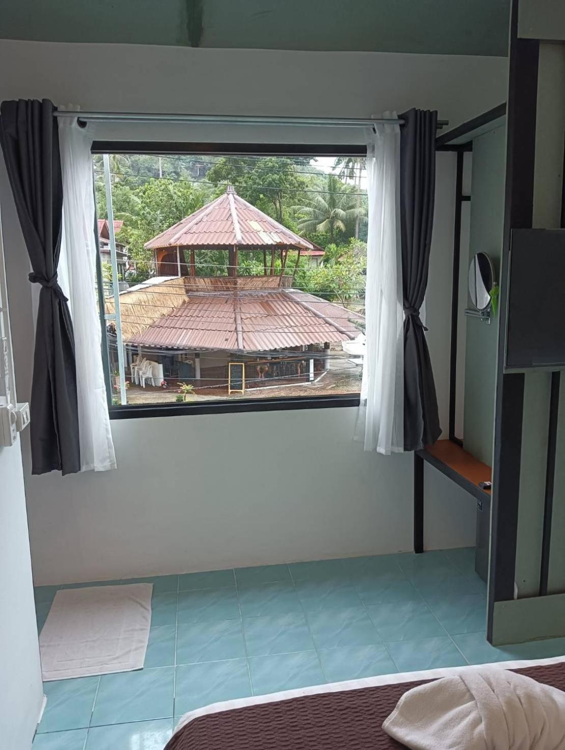 White Jail At Koh Tao Hostel Εξωτερικό φωτογραφία