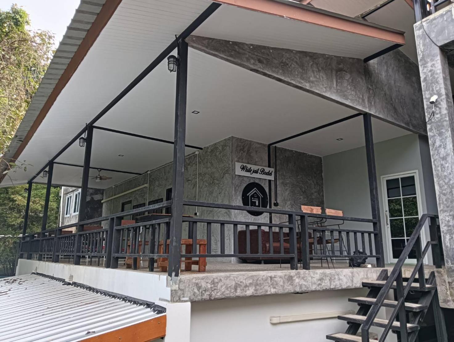 White Jail At Koh Tao Hostel Εξωτερικό φωτογραφία