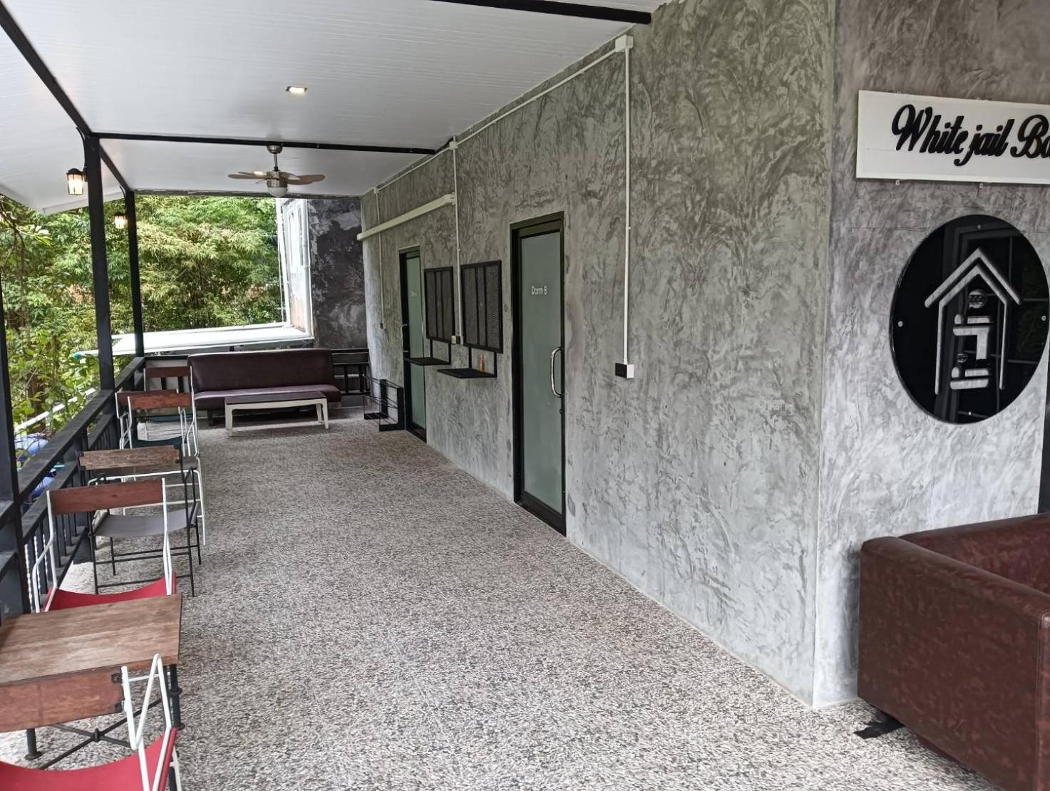 White Jail At Koh Tao Hostel Εξωτερικό φωτογραφία