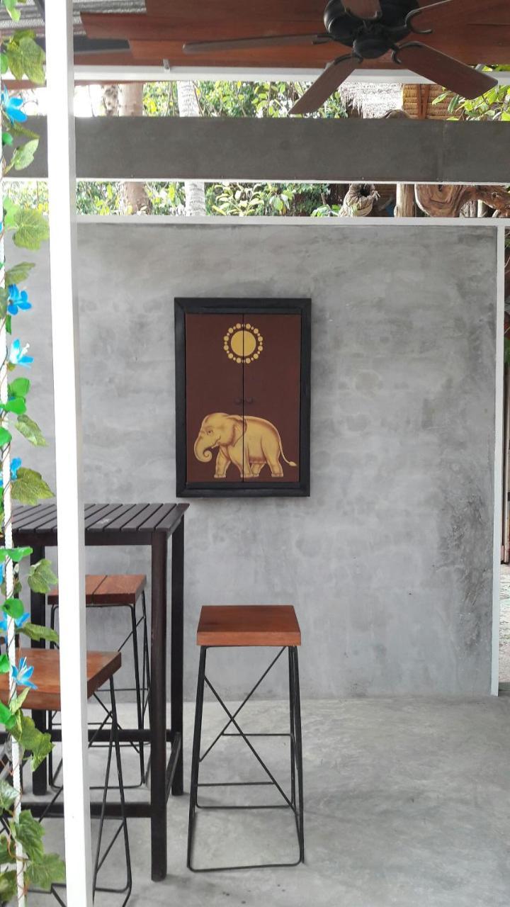 White Jail At Koh Tao Hostel Εξωτερικό φωτογραφία